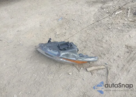 2015 Hyundai Santa Fe Sport 2.4L z USA, uszkodzony, nr VIN 5XYZU3LB7FG252289